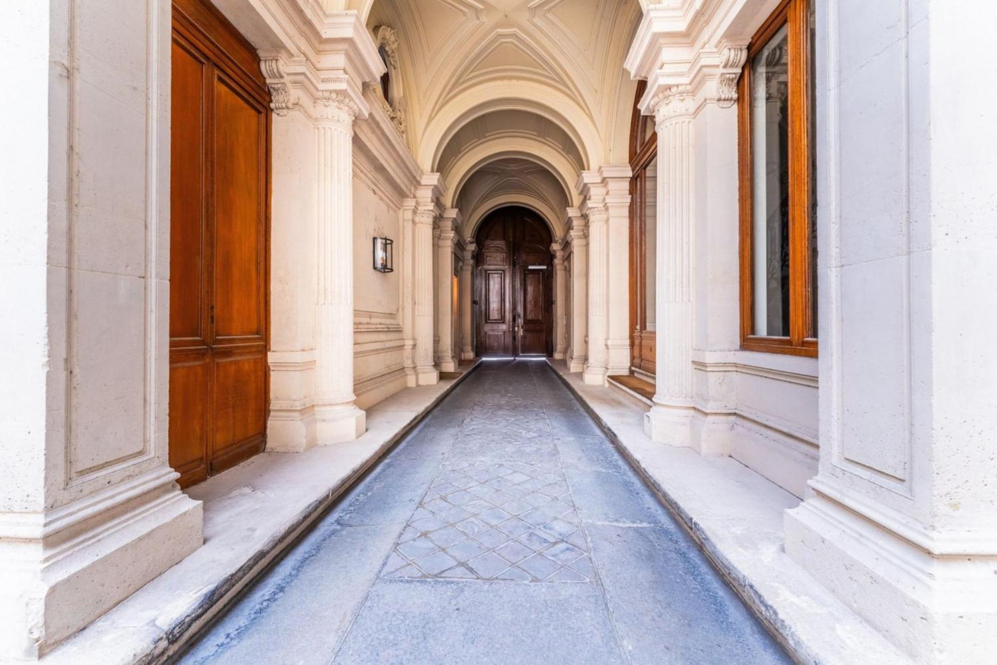 Reception Apartment With Stunning Views Paris Bagian luar foto